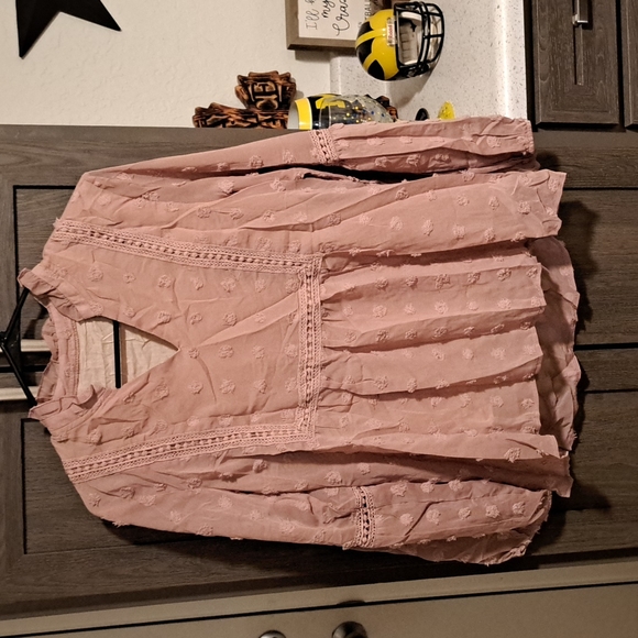 β€οΈπHPπNew Ruffled Swiss Dot Split Neck Ruffle Babydoll Blouse - Picture 14 of 16